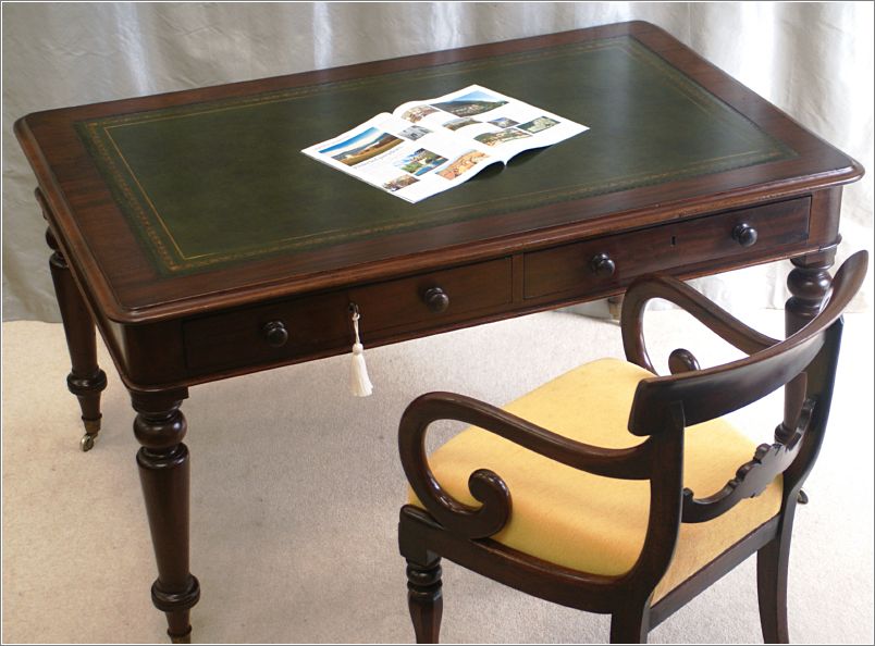 3048 Antique William IV Four Drawer Library Table (8)